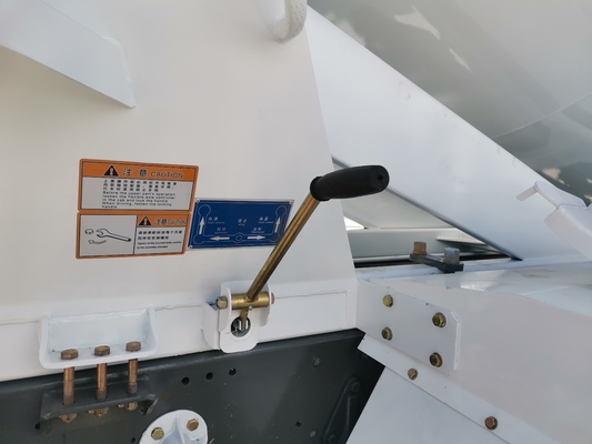 2012 Anno usato HOWO Mescolatore di calcestruzzo con motore da 95kw/2400 giri al minuto A prezzi accessibili