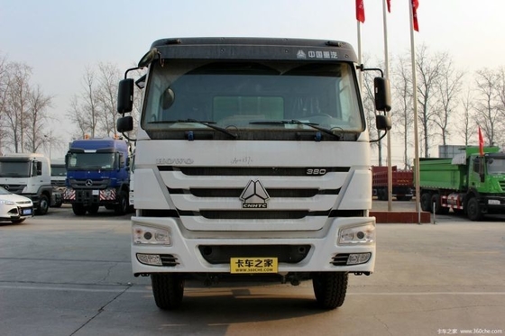 9.726L Capacità del motore National Heavy Duty Truck HOWO 8X4 Concrete Mixer Truck per il vostro