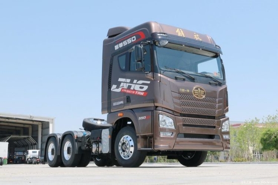 Jiefang JH6 6x4 4x2 8x4 trattore con sospensione a aria sedile del conducente e sistema multimediale