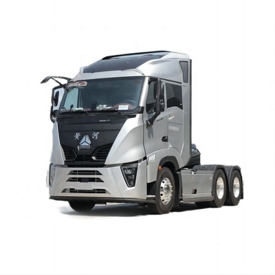 Capacità di carico elevata 570 CV Fiume Giallo X7 camion pesante 6X4 AMT trattore automatico 23 anni