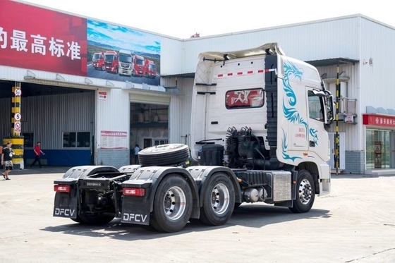 Controllo di velocità ACC 500-600L Capacità del serbatoio del carburante Dongfeng Tianlong GX560 6X4 trattore