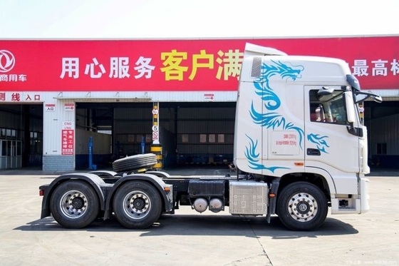 Controllo di velocità ACC 500-600L Capacità del serbatoio del carburante Dongfeng Tianlong GX560 6X4 trattore