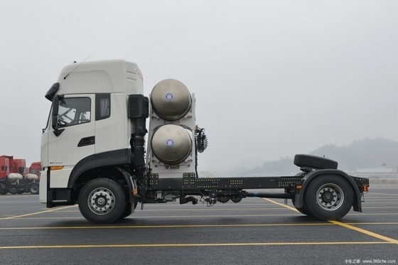 Stock Dongfeng Tianlong KL Heavy Truck 4*2 6*4 testa di trazione per il normale sedile del conducente