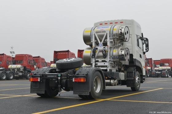 Stock Dongfeng Tianlong KL Heavy Truck 4*2 6*4 testa di trazione per il normale sedile del conducente