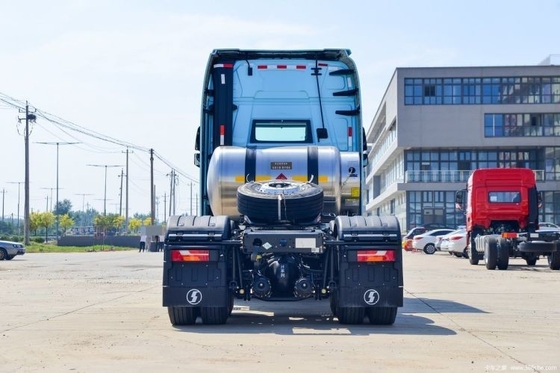 Shaanxi Qi Delong X6000 4*2 6*6 6*4 371 375 CNG LNG Truck con trasmissione