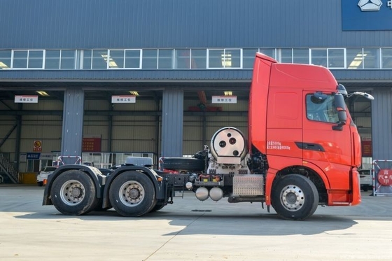 6 cilindri HOWO TH7 4*2 6*4 Trattore CHG LNG Camion testa per il trasporto di merci pericolose