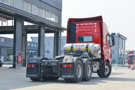 6 cilindri HOWO TH7 4*2 6*4 Trattore CHG LNG Camion testa per il trasporto di merci pericolose