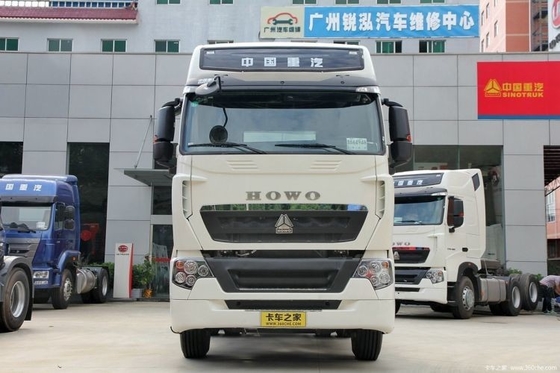 Euro 4 Camion pesante Sinotruk HOWO T7H 480hp 6X2 Camion di trazione testa ad un prezzo accessibile