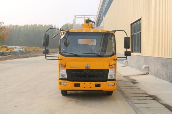 Potenza da 150 CV Boutique Howo di seconda mano 16-30m Camion aereo con gru camion