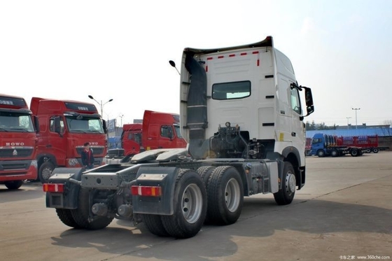 Guida manuale Sinotruk HOWO T7H 540 CV 6X4 testa del camion di trazione per il trasporto di parti di carico