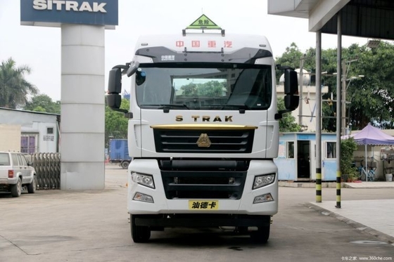 Sinotruk SITRAK C7H 6X4 440 CV camion pesante per il trasporto di sostanze chimiche pericolose a