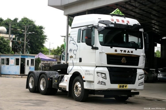 Sinotruk SITRAK C7H 6X4 440 CV camion pesante per il trasporto di sostanze chimiche pericolose a
