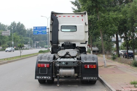 4X2 Sinotruk HOWO T7H 440HP LNG Tractor Truck con 16 marcia in avanti
