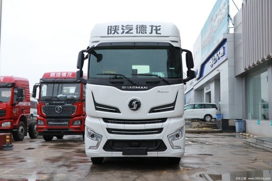 Camion usato Delong X6000 560 CV 6x4 Camion a trazione testa con mezza fila di sedili