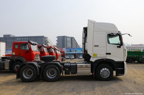 12 Forward Shift HOWO T7H 440 HP 6X4 camion trattore con progettazione forward thinking