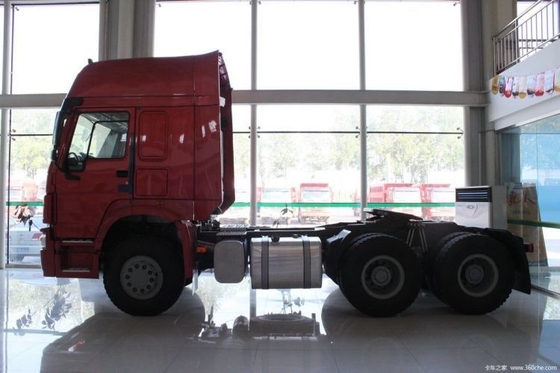 Camion pesante caldo HOWO 6X4 Camion a trazione con motore Weichai WP12.430E201 da 336 CV