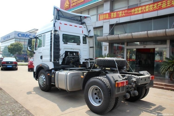 National HOWO T5G 4X2 Traction Truck Head 350 cavalli di potenza Truck pesante con touch screen