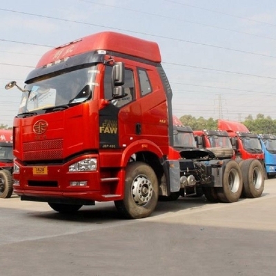 8800 kg Peso lordo del veicolo FAW Jiefang J6P Camion pesante 460 HP 6X4 Camion-trattore