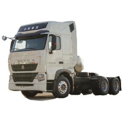 Ruota motrice 6X4 SinoTRUK HOWO T7H LNG Tractor Truck 440HP per il trasporto logistico