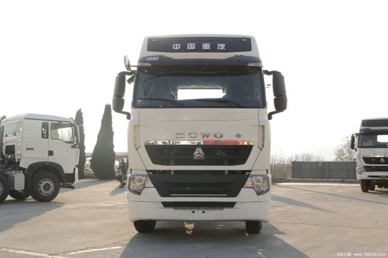 Ruota motrice 6X4 SinoTRUK HOWO T7H LNG Tractor Truck 440HP per il trasporto logistico