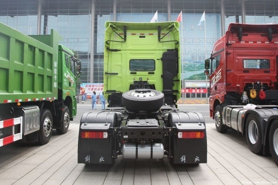 Boutique Used Truck Head FAW Jiefang J7 Heavy Truck 560HP 4X2 Tractor Truck's Selezione