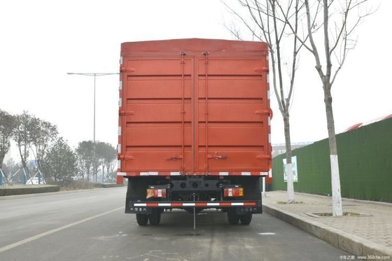 Dimensione del serbatoio di carico 4.15*2.45*2.3m Camion pesante HOWO Wang 4X2 160 HP Camion leggero a griglia