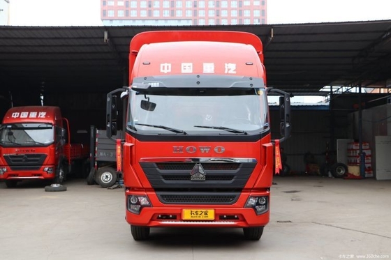 Direzione destra SinotruK HOWO G5X Card 4X2 220 CV 6.75m Semi-magazzino camion con ABS