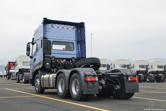 Dongfeng Tianlong KL 465 HP 6X4 Tractor Truck Head con grande capacità del serbatoio del carburante