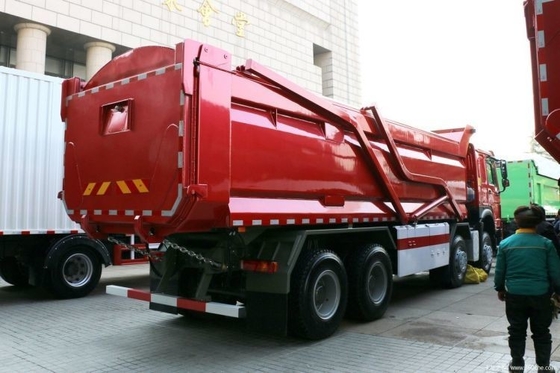 Popolare boutique di seconda mano SINOTRUCK HOWO Camion pesante 440 CV 8X4 Dump Truck 7,6m
