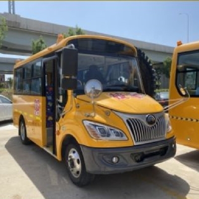 Autobus per scuole elementari Euro 4 Norma di emissione Torsione massima 330N.m/1400-2400r/min