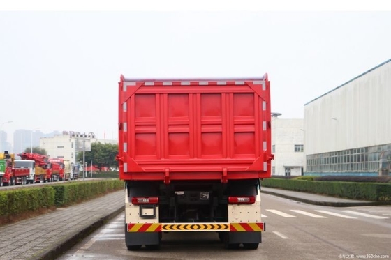 Saic Hongyan Jieshi H6 8X4 di seconda mano con standard di emissione Euro 5 da 560 CV