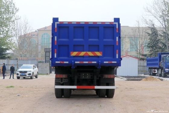 Sinotruk HOWO T7H camion pesante 440 CV 8X4 7.6m camion scarico con serbatoio di carburante 300-400L
