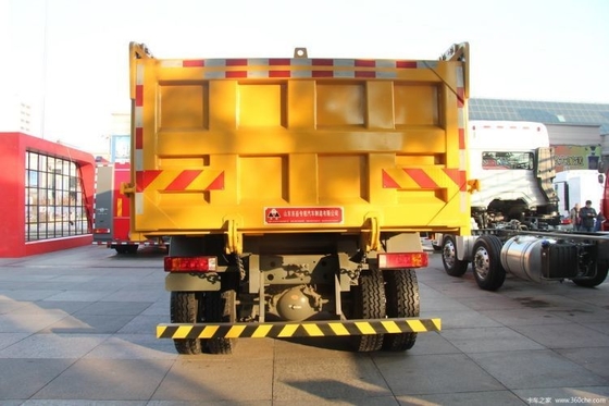 SINOTRUCK Haohan J5G 310hp 6X4 5.8m Dump Truck a una competizione