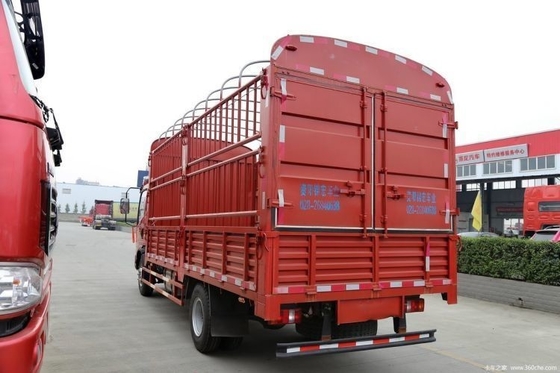 Sinotruk HOWO Commander 220HP 6.75m Van Cargo Truck con capacità del serbatoio del carburante 300-400L