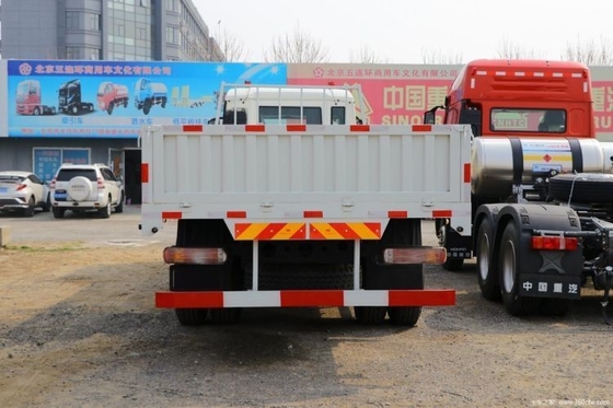 Hot 6X2 7.8m Fence Truck Sinotruk HOWO T5G Heavy Truck 270HP con dimensione del serbatoio di carico