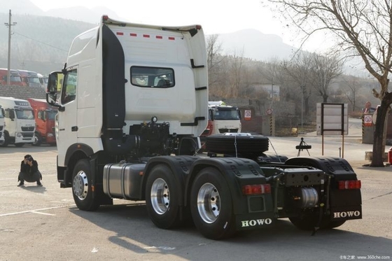 Il Boutique HOWO T7H Heavy Truck 540 HP 6X4 Traktor Truck a un con motore Sinotruk