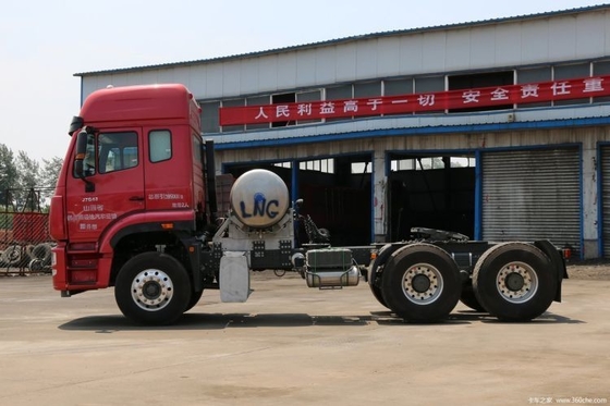 SinotruK HOWO CHG LNG Traction Truck con 336-430 CV e velocità massima di 102 km/h Adatto