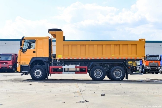400hp Sinotruk HOWo V7 Heavy Truck 6X4 Dump Truck con sedile del conducente sospensione a aria