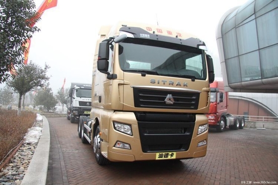6 cilindri SinoTRUK SITRAK C7H 540HP 6x2R Camione trattore con cambio ZF16S2531TOTO
