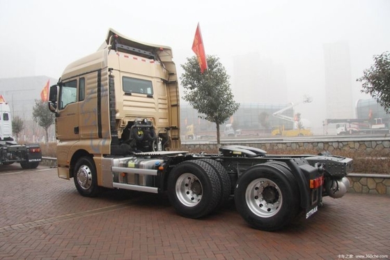 6 cilindri SinoTRUK SITRAK C7H 540HP 6x2R Camione trattore con cambio ZF16S2531TOTO