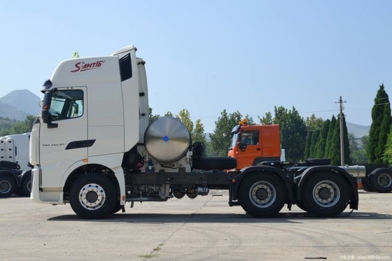 Trasmissione manuale utilizzata HOWO TH7 4*2 6*4 Testa del camion trainante con dimensione 7.12*2.55*3.85M