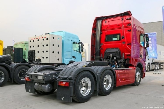 Shaanxi Auto X6000 560HP 6X4 testa del camion a trazione automatica con capacità del serbatoio ≥ 600L